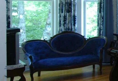 Queen Anne Inn Annapolis Royal Bed & Breakfast